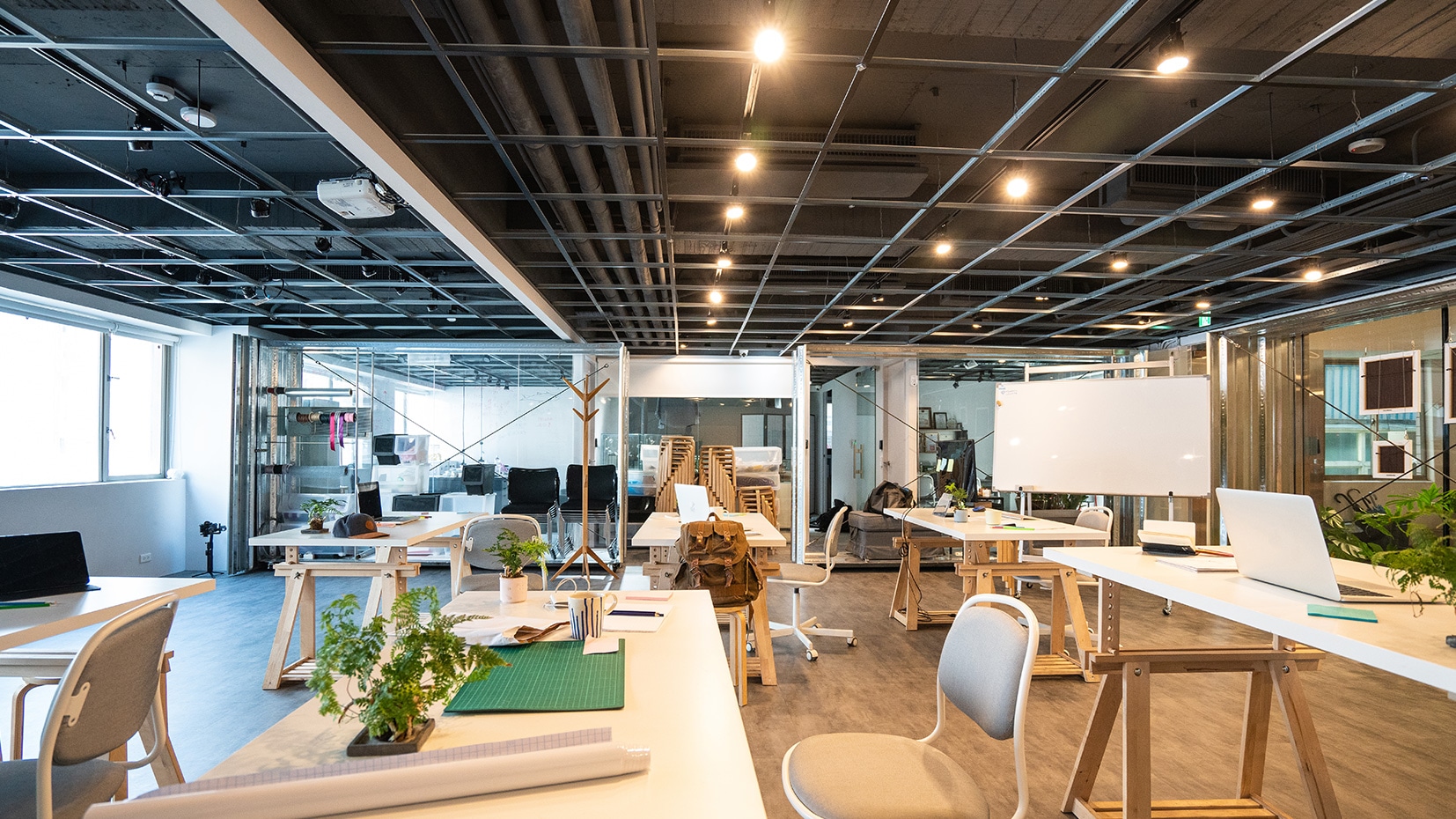 HALO Track Lighting Cooper Lighting Solutions