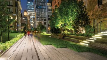 invue-container-6-luxescape-arm-mount-img