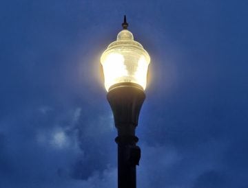 Fairfax street lighting