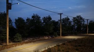 LED Lighting Fixtures vs Corn Cob Replacement Lamps